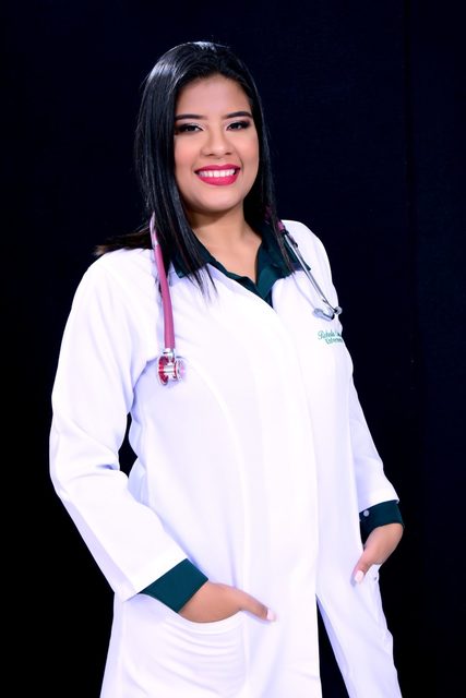 Roberta Cohen – Enfermeira 