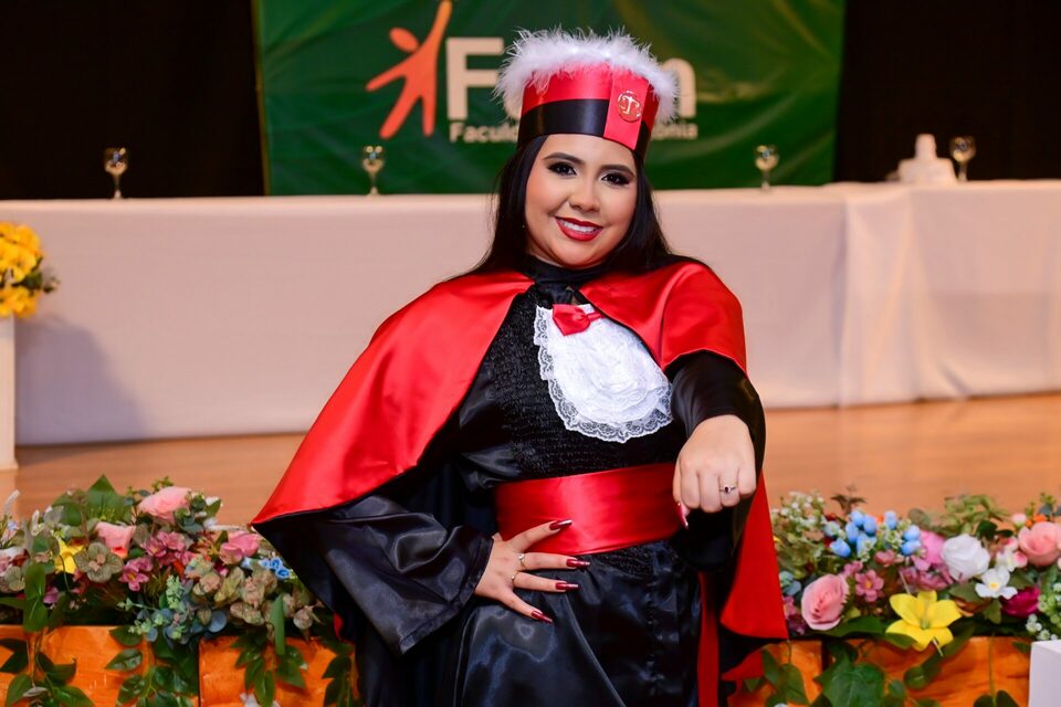 Aline da Silva - Direito / Faam 