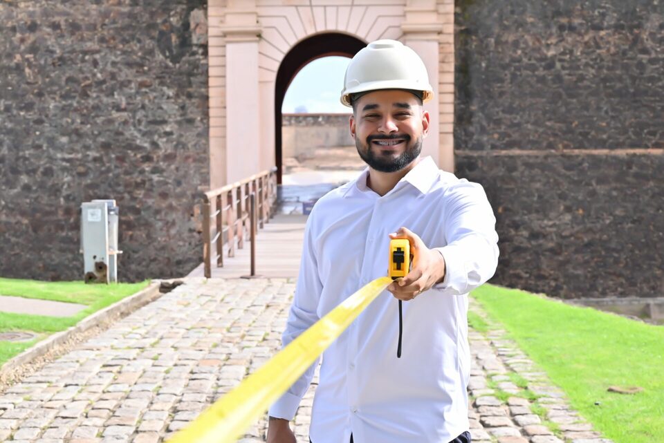 Leonardo - Engenharia Civil / Unifamaz 