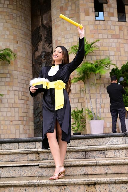 Livia Manuela - Farmacia / Estácio 