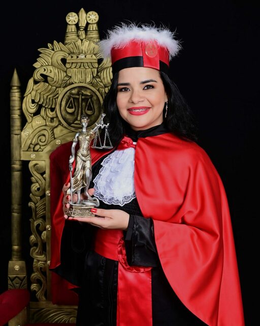 Mariana Vanzin - Direito UNAMA